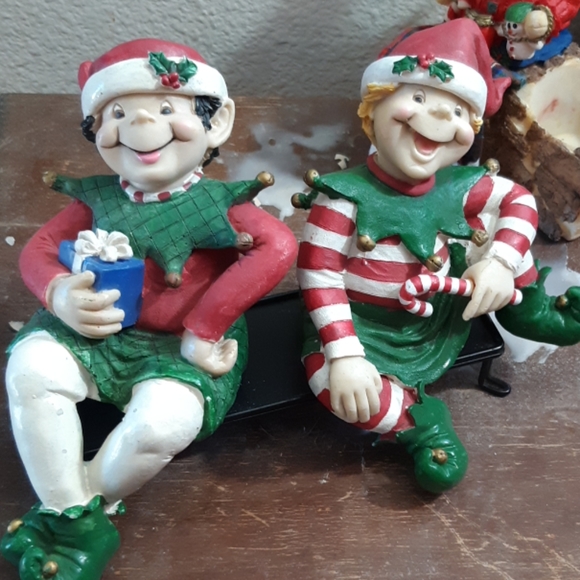 Elves Happy Christmas Santa Shelf sitters ceramic set Old w bench - Picture 6 of 6